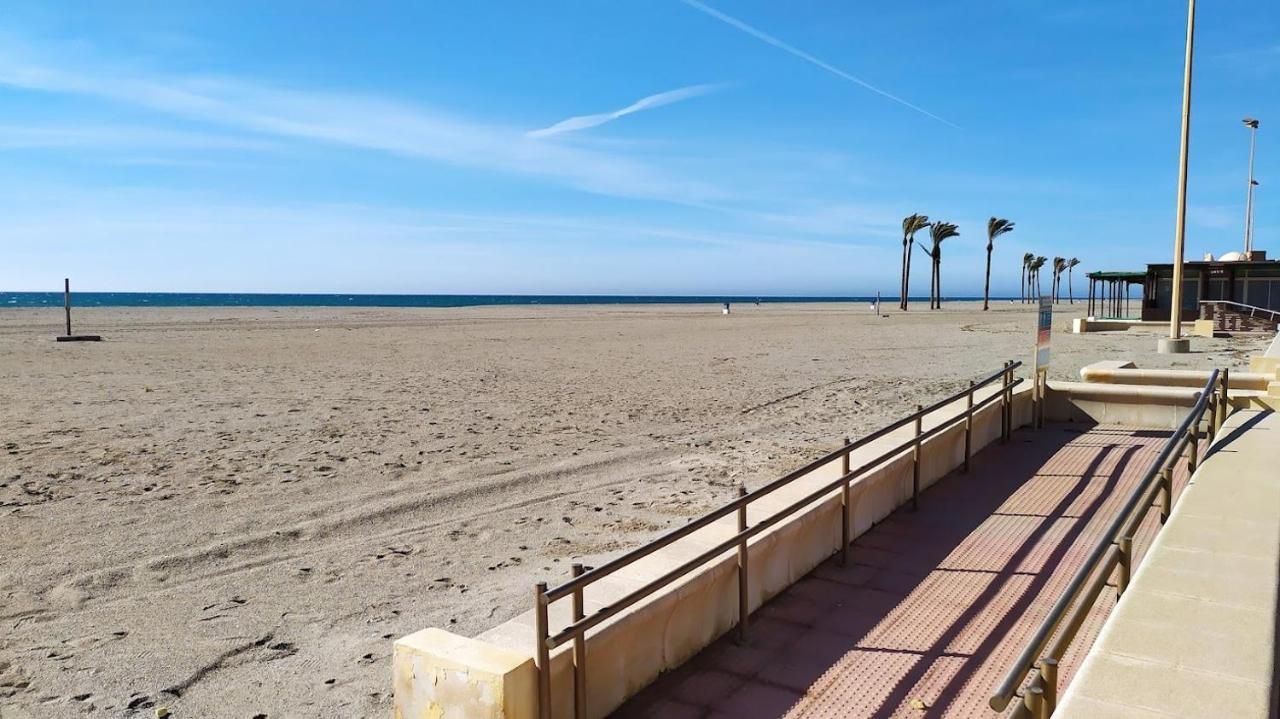 Coqueto Apartamento Con Terraza En La Playa ロケタス・デ・マル エクステリア 写真